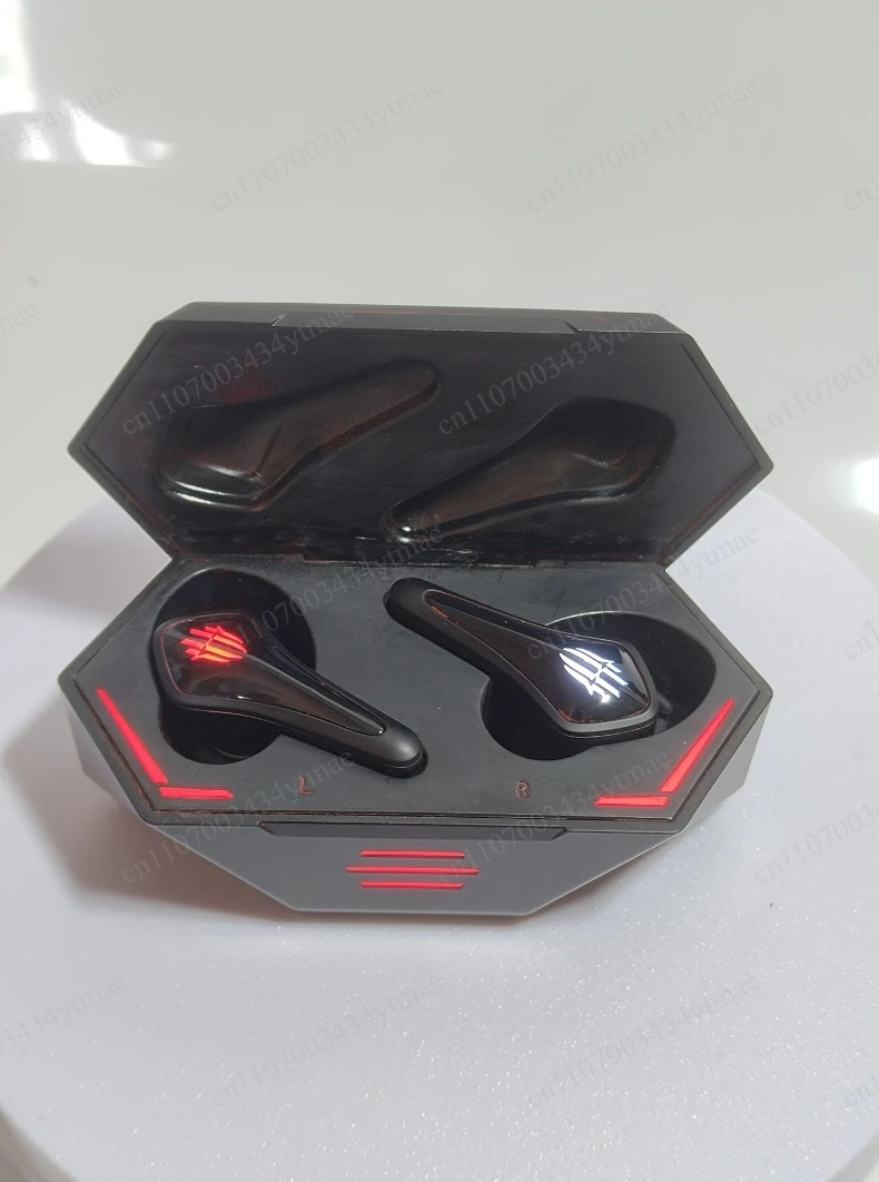 TWS 블루투스 게이밍 이어폰 중고품 충전 케이스 포함 - Gaming Hand Accessories 리뷰 및 가격